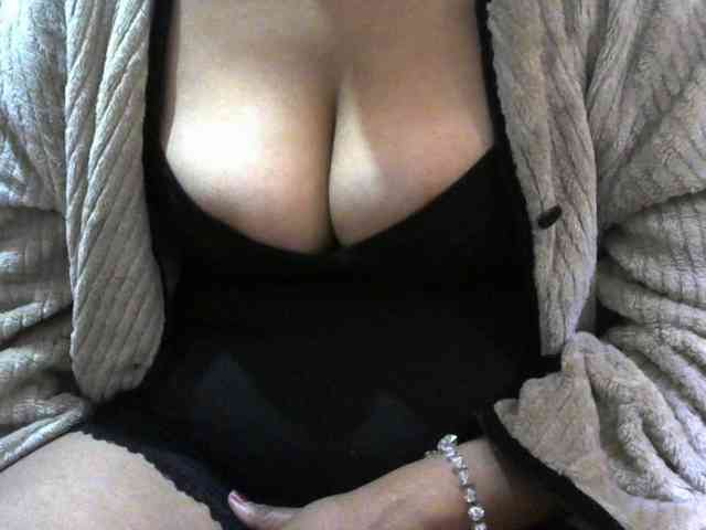 Modella: Prettyjannetta