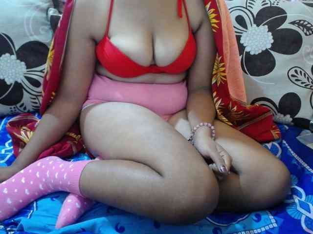 Prettyjannetta webcam