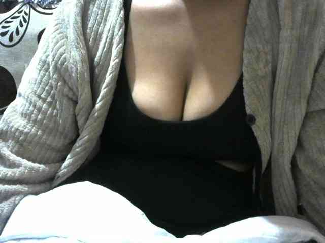 Prettyjannetta webcam