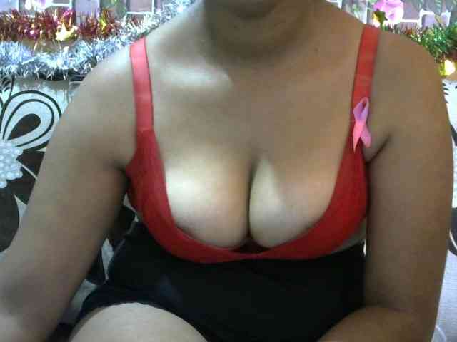 Prettyjannetta webcam