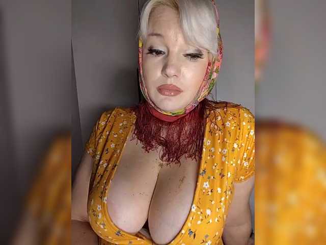 smeh-i-greh live cam on BongaCams