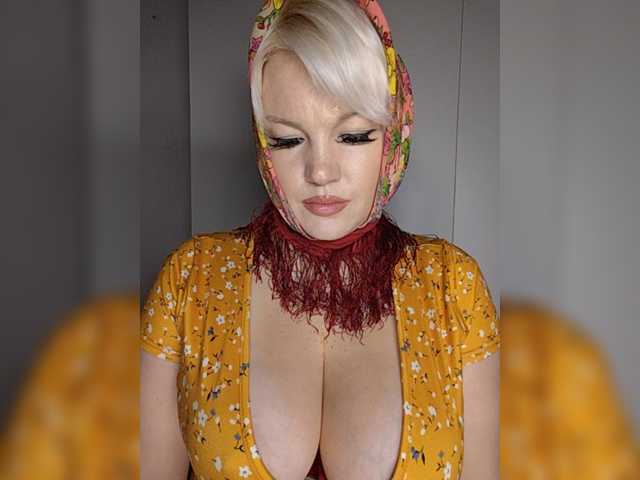 smeh-i-greh live cam on BongaCams