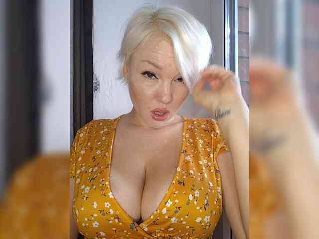 YulyaZefirka webcam