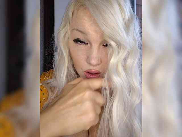 YulyaZefirka webcam
