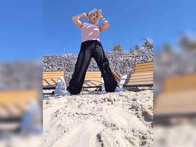 Modelo: Samkabogomola