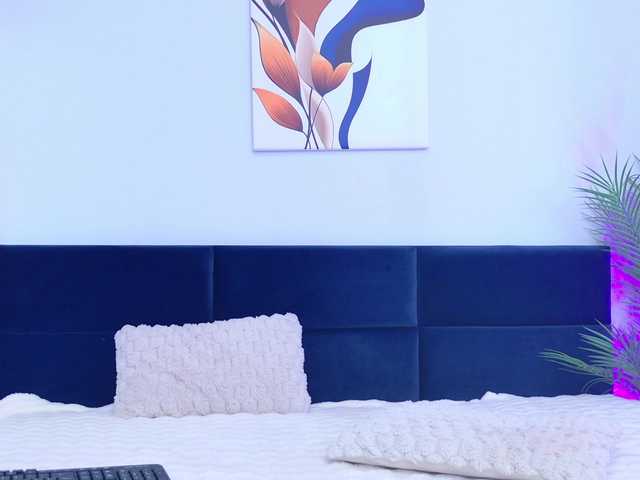 BlondieEve live cam on BongaCams