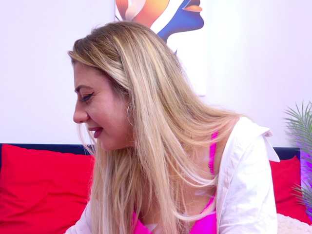 BlondieEve