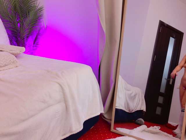 BlondieEve, en vivo ahora en BongaCams