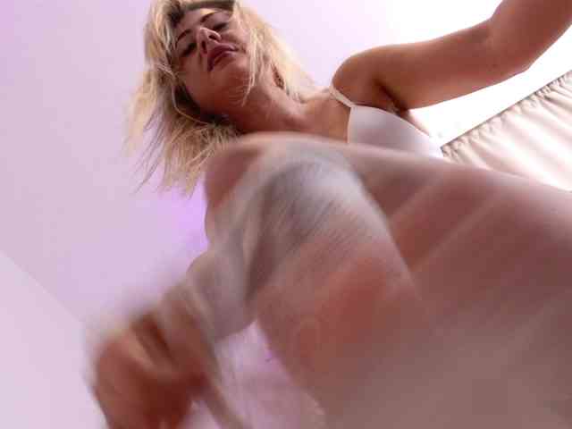 BlondieEve