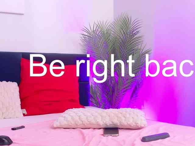 BlondieEve webcam