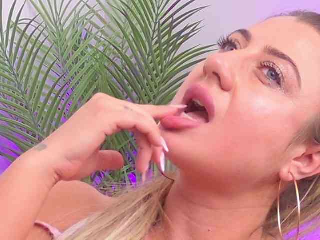 BlondieEve