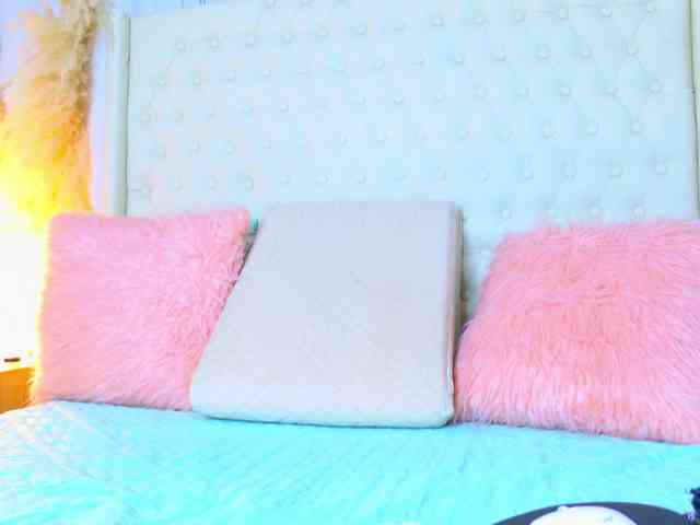 KendallRouse webcam