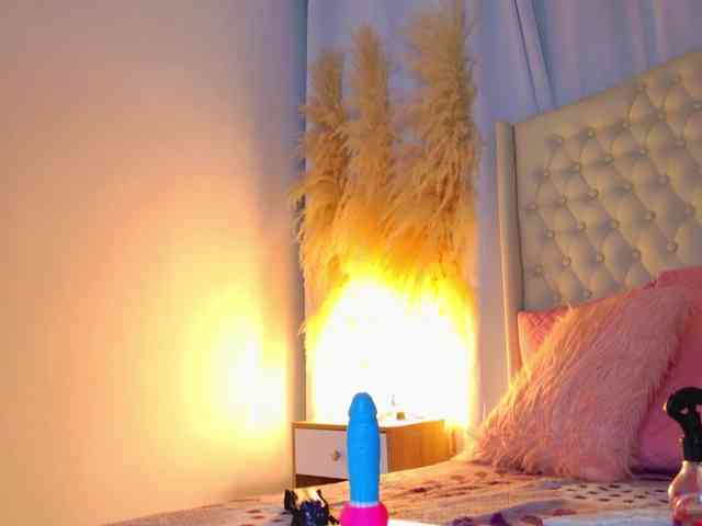 KendallRouse webcam