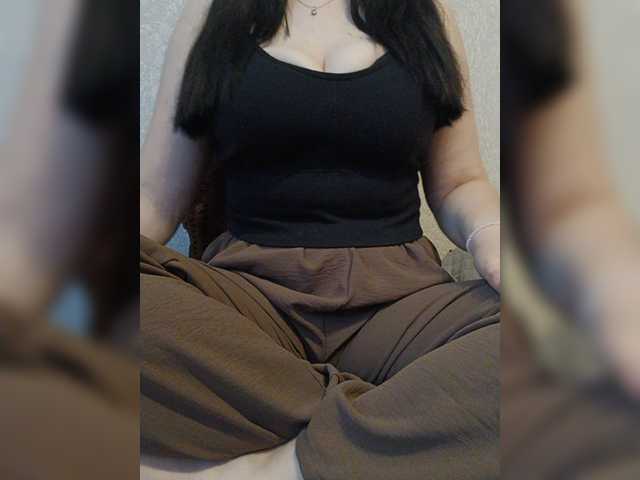 Milana1169 live cam on BongaCams