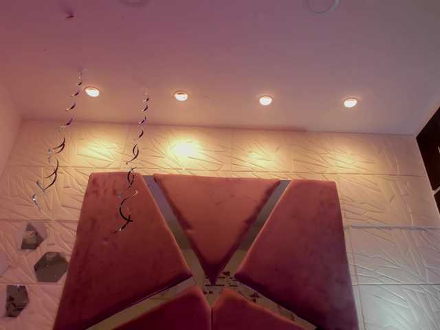 sol-angel live cam on BongaCams