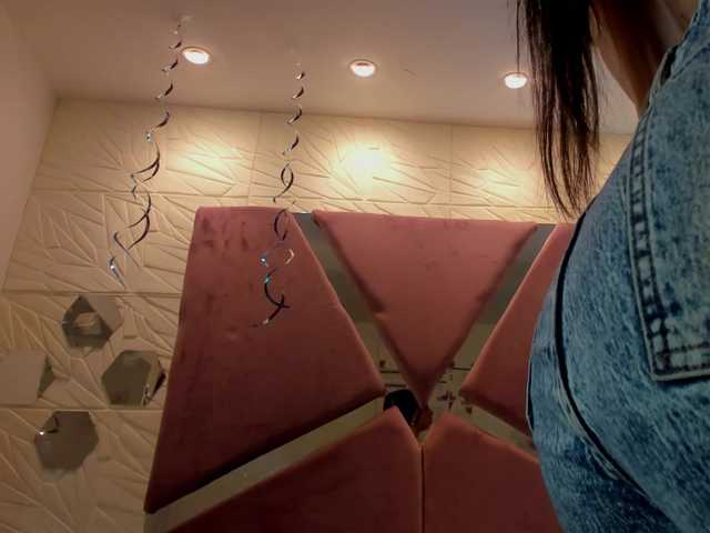 sol-angel live cam on BongaCams