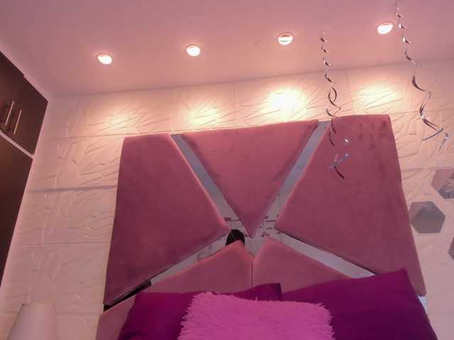 sol-angel live cam on BongaCams