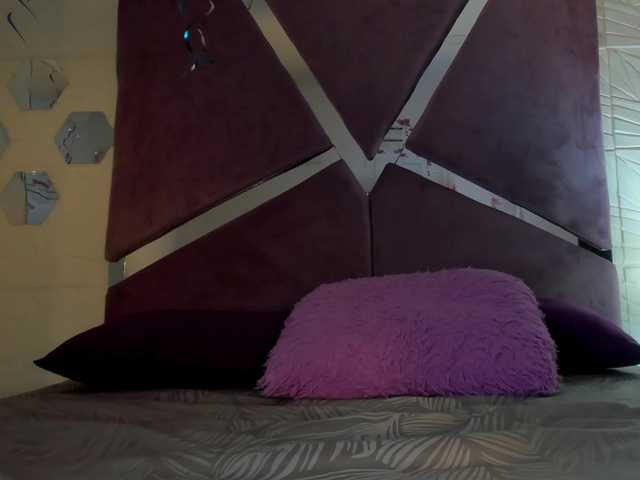 sol-angel live cam on BongaCams