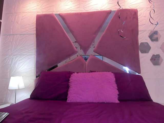 sol-angel live cam on BongaCams