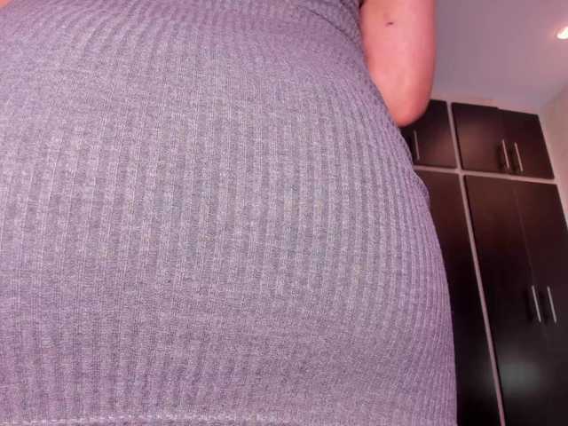 sol-angel live cam on BongaCams