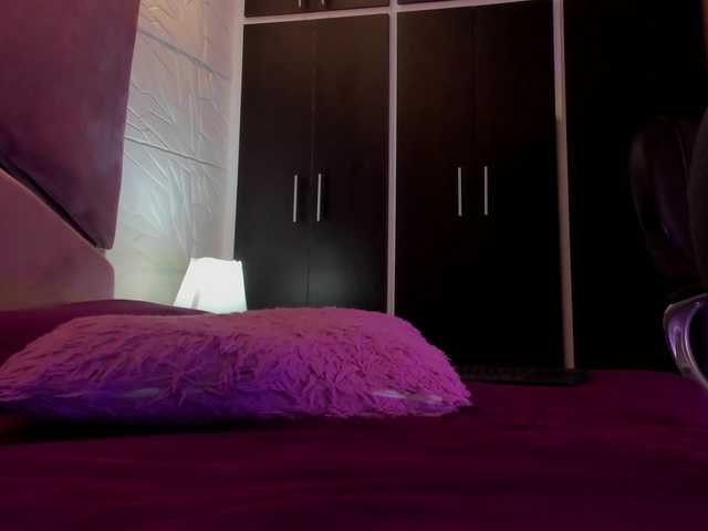 sol-angel live cam on BongaCams