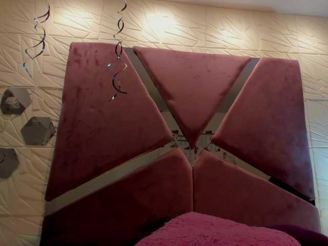 sol-angel live cam on BongaCams