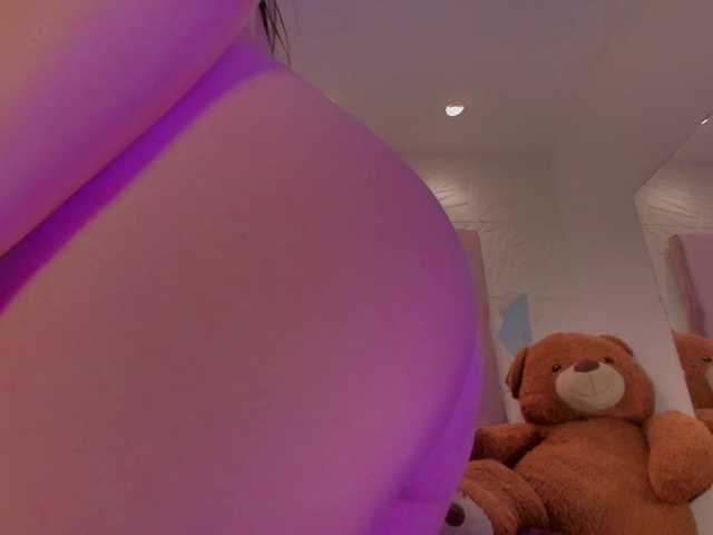 sol-angel live cam on BongaCams