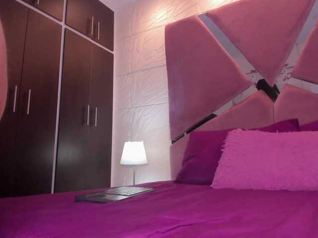 sol-angel live cam on BongaCams