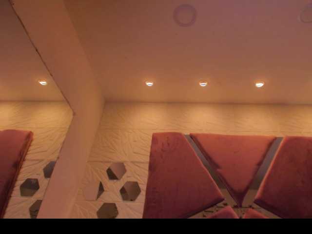 sol-angel live cam on BongaCams