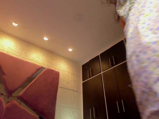 sol-angel live cam on BongaCams