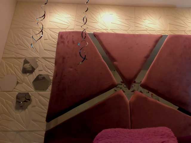 sol-angel live cam on BongaCams