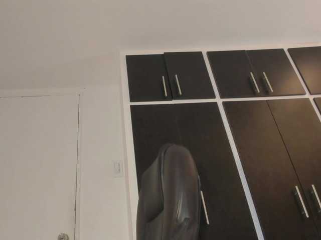 sol-angel live cam on BongaCams
