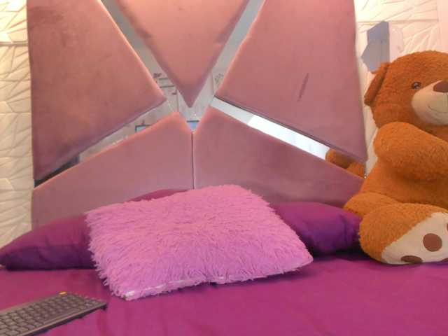 sol-angel live cam on BongaCams