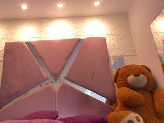 sol-angel live cam on BongaCams