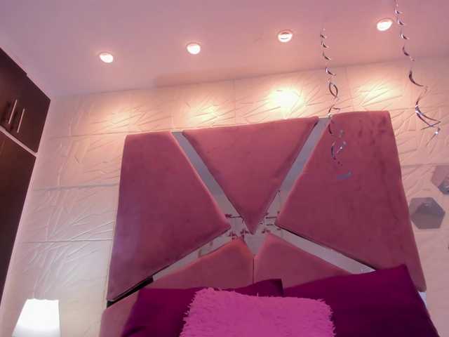 sol-angel live cam on BongaCams