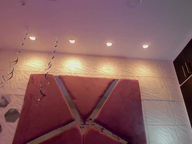 sol-angel live cam on BongaCams