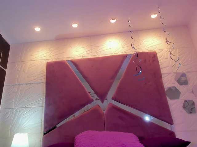 sol-angel live cam on BongaCams