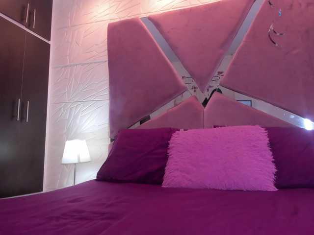 sol-angel live cam on BongaCams