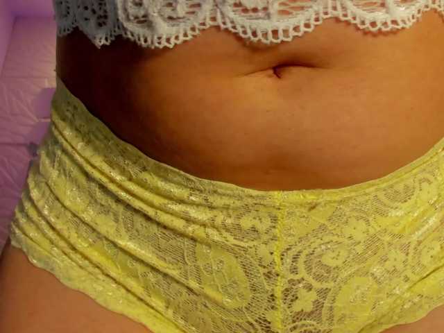 sol-angel live cam on BongaCams