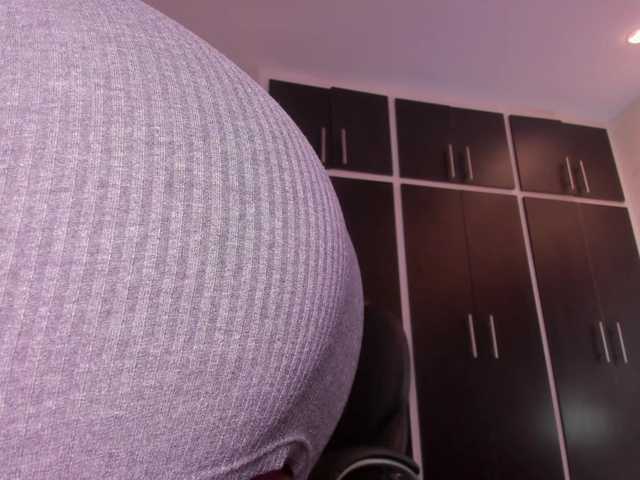 sol-angel live cam on BongaCams