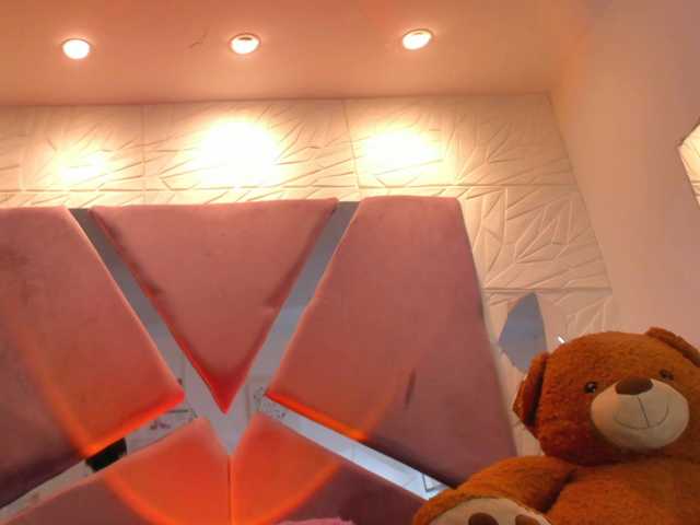 sol-angel live cam on BongaCams