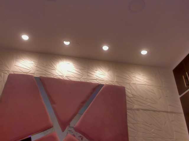 sol-angel live cam on BongaCams