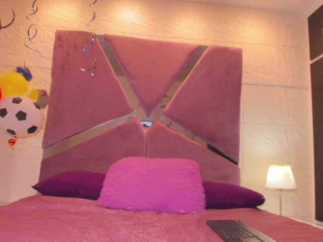 sol-angel live cam on BongaCams
