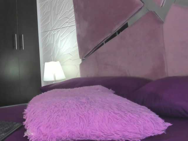 sol-angel live cam on BongaCams