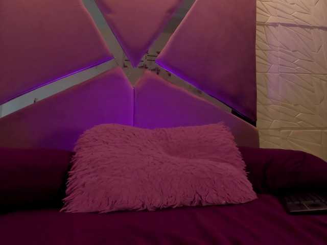 sol-angel live cam on BongaCams