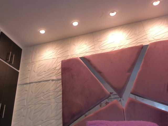 sol-angel live cam on BongaCams
