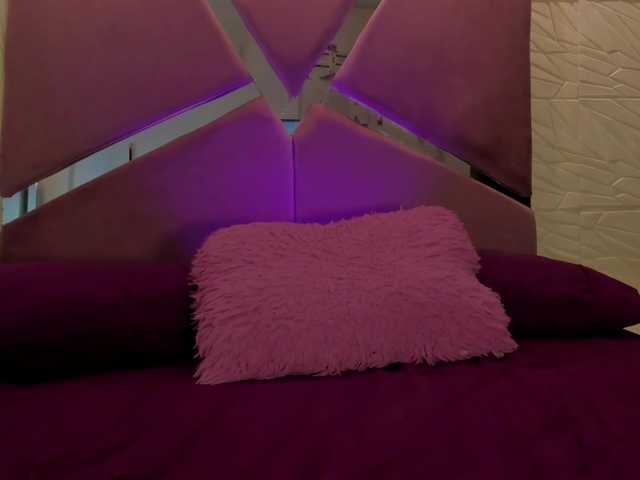 sol-angel live cam on BongaCams
