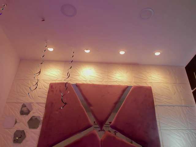 sol-angel live cam on BongaCams