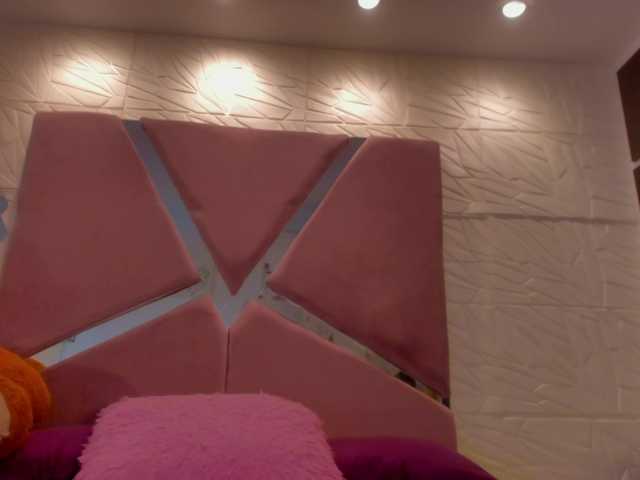 sol-angel live cam on BongaCams