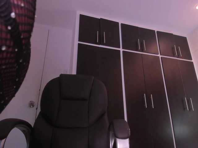 sol-angel live cam on BongaCams